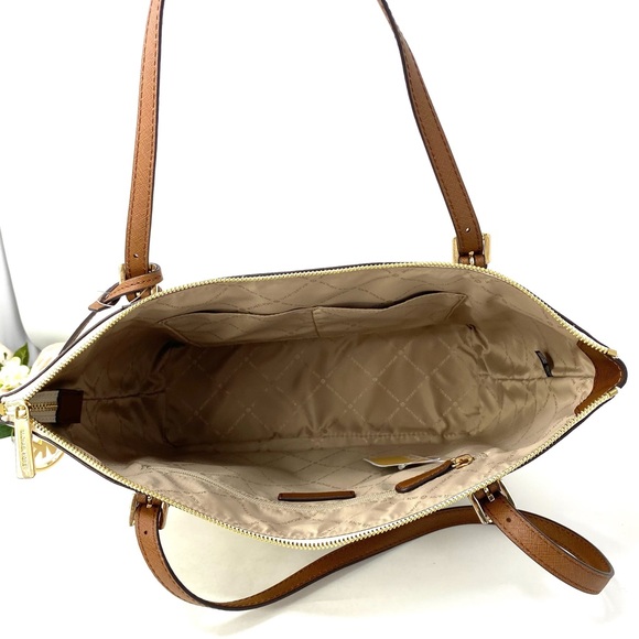 Michael Kors Ciara Large Top ZIP Tote Vanilla Le - Picture 5 of 8